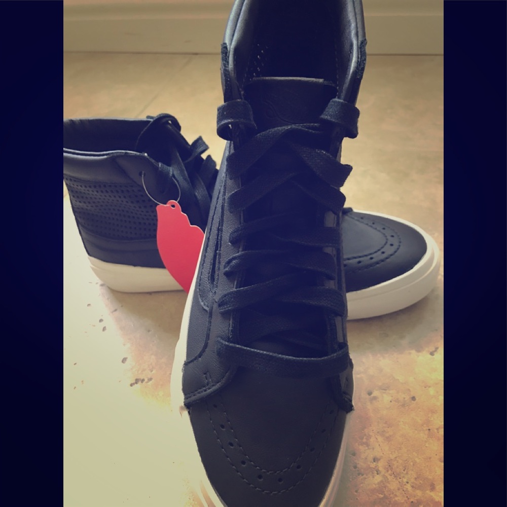 Vans off the wall hi top unisex women 8 /Men 6.5